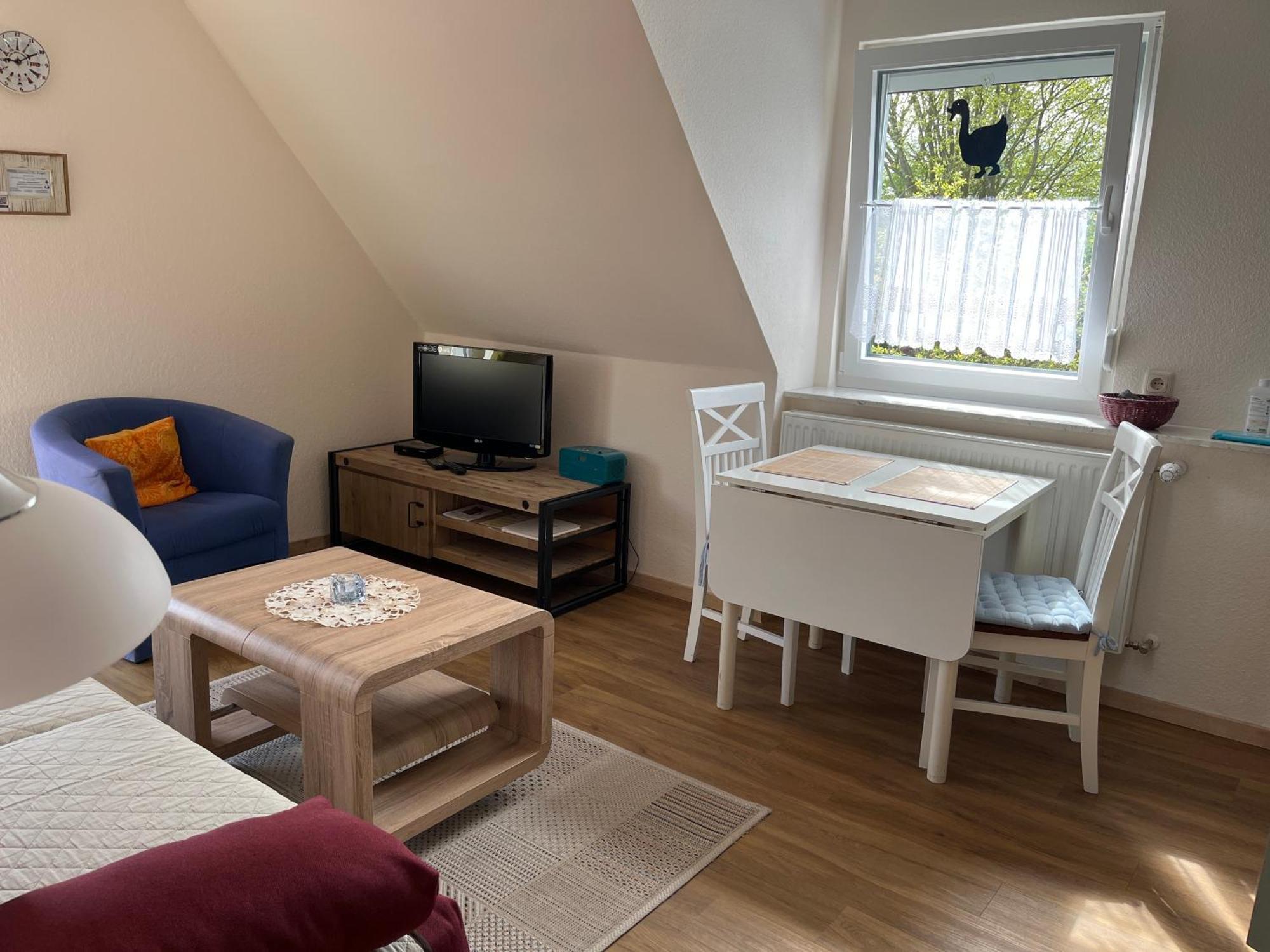 Wohnung 2 Mit Balkon- Haus Annegrete Esens Εξωτερικό φωτογραφία